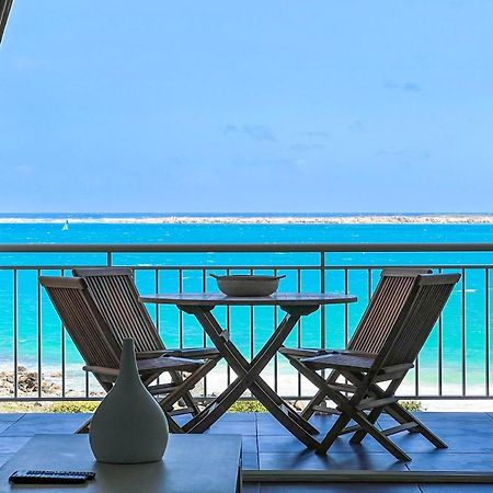Front Line Unit 520 Ft2 - 48 M2, On Second Floor, Stunning Ocean View Apartment Cul de Sac Екстериор снимка