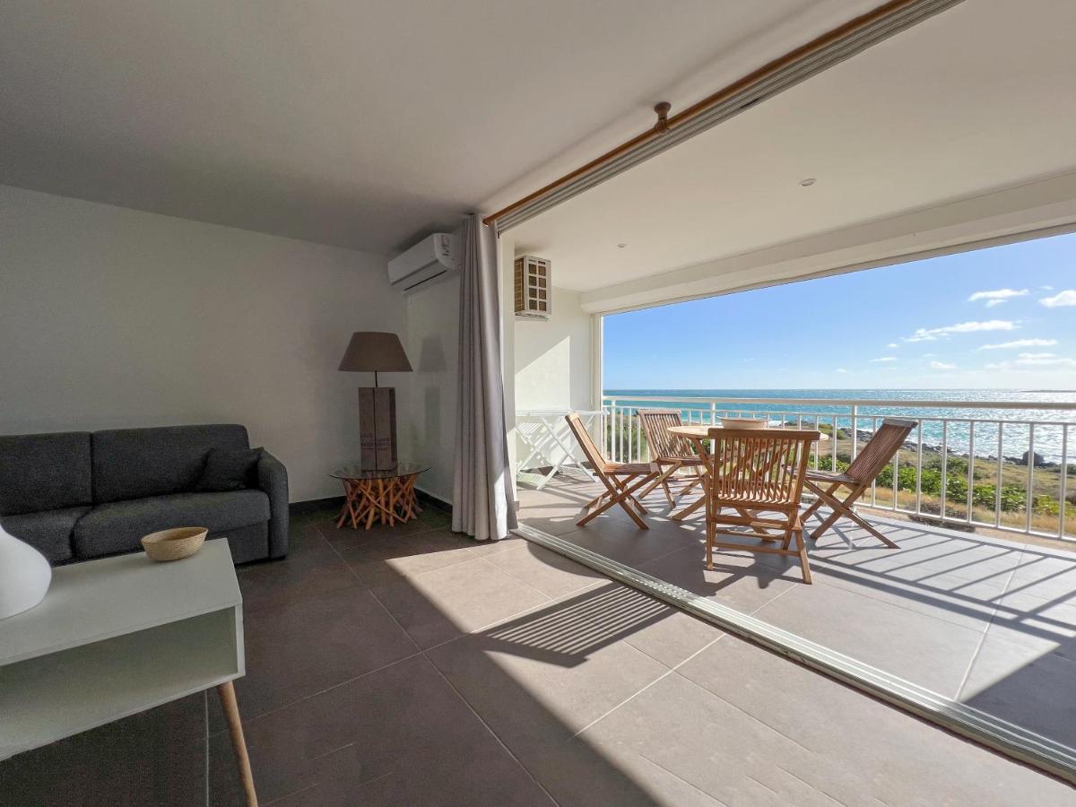 Front Line Unit 520 Ft2 - 48 M2, On Second Floor, Stunning Ocean View Apartment Cul de Sac Екстериор снимка