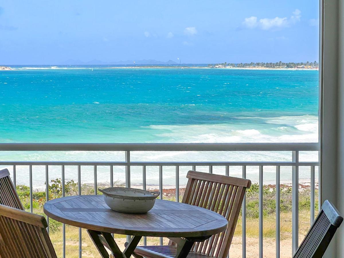 Front Line Unit 520 Ft2 - 48 M2, On Second Floor, Stunning Ocean View Apartment Cul de Sac Екстериор снимка